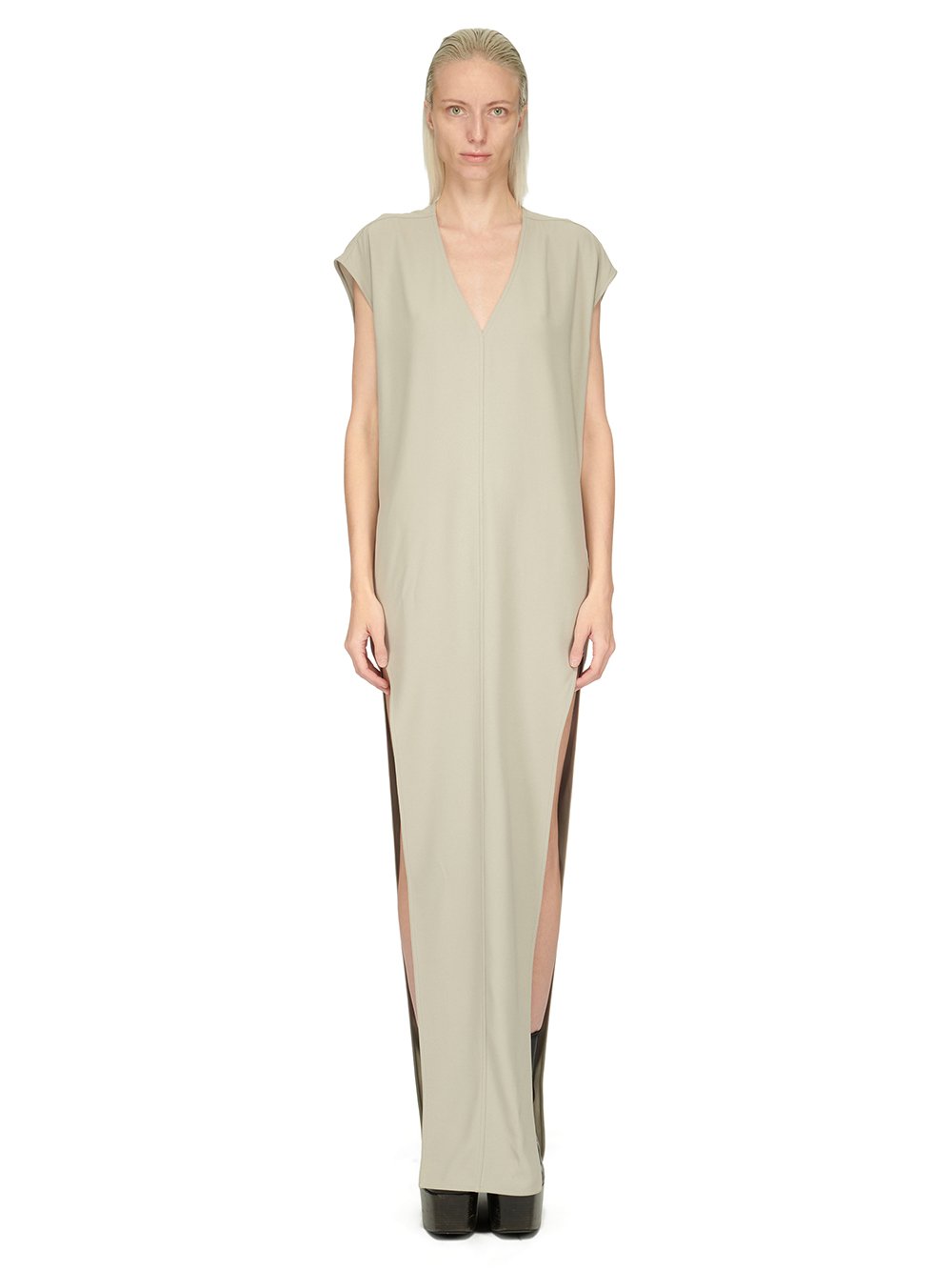 RICK OWENS FW23 LUXOR ARROWHEAD GOWN IN PEARL HEAVY CADY 