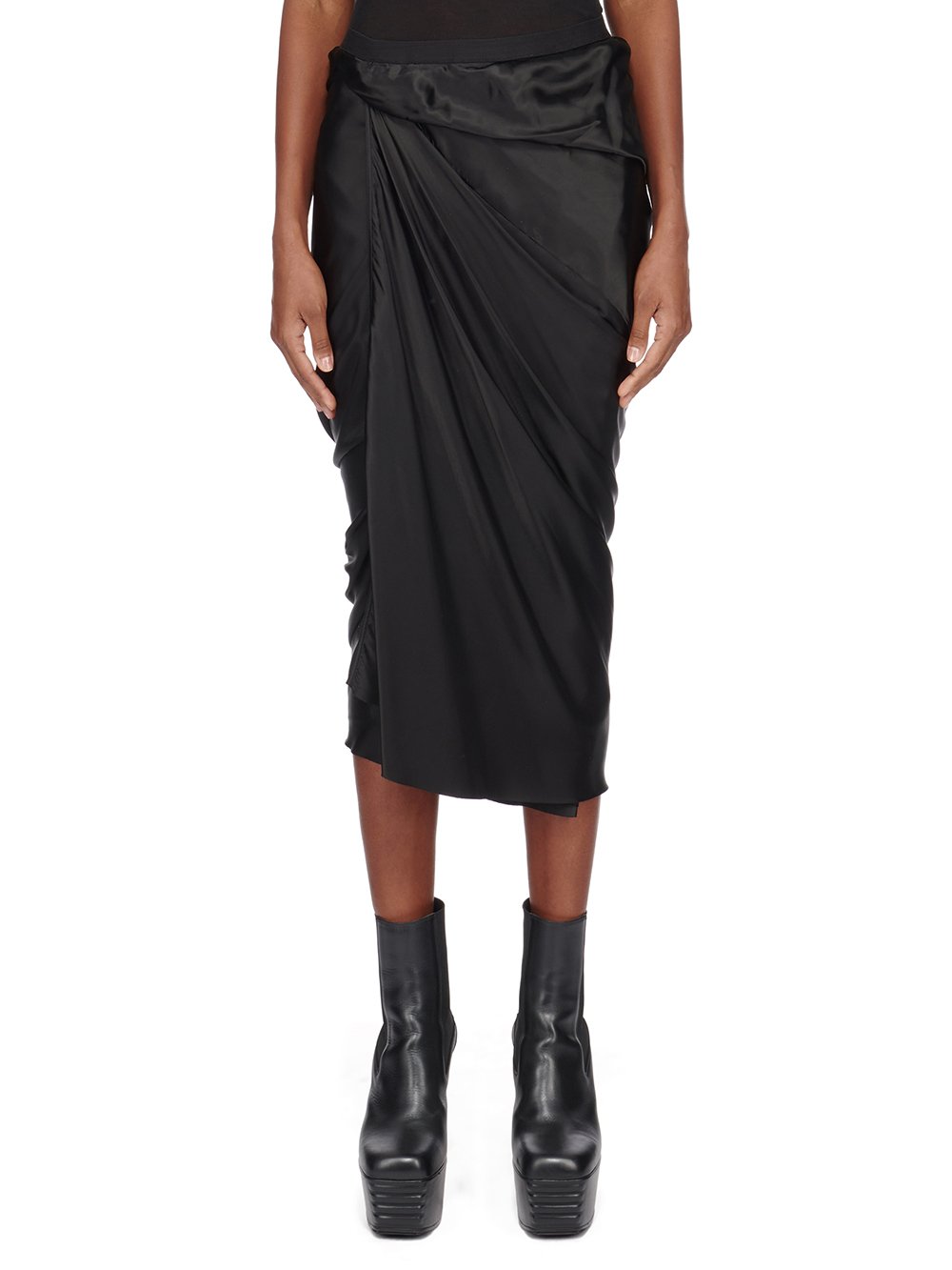 RICK OWENS FW23 LUXOR WRAP SKIRT IN BLACK CUPRO SATIN RICK OWENS FW23 LUXOR WRAP SKIRT IN BLACK CUPRO SATIN