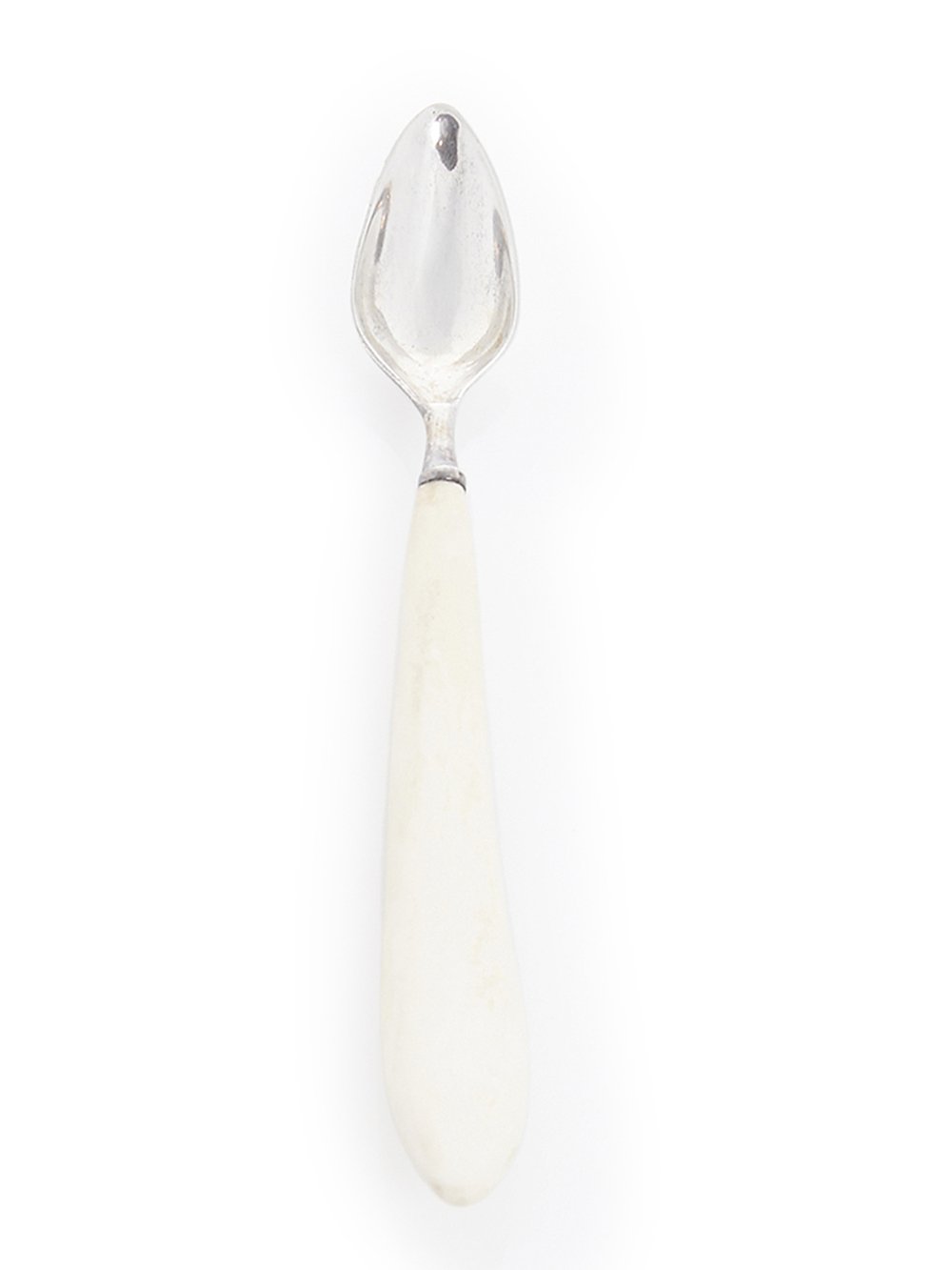 RICK OWENS SPOON FEATURES A SMALL OVAL SHAPE STERLING TOP AND A SLIM, NATURAL COLOR BONE HANDLE. RICK OWENS SPOON FEATURES A SMALL OVAL SHAPE STERLING TOP AND A SLIM, NATURAL COLOR BONE HANDLE.