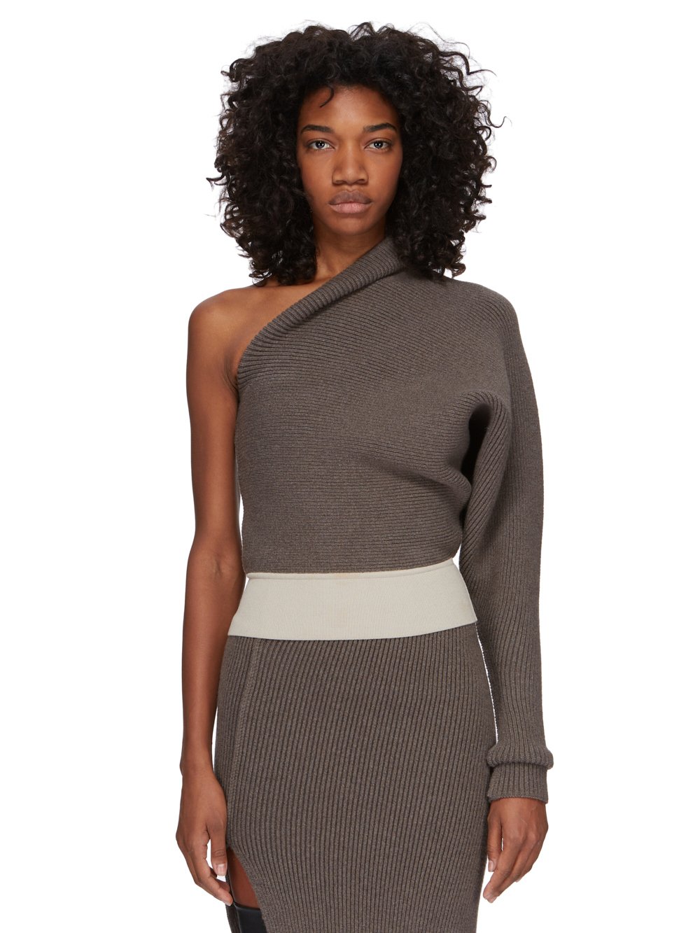 RICK OWENS FW23 LUXOR RUNWAY ONE SLEEVE TOP IN DUST AND PEARL HEAVY RIB RECYCLED CASHMERE RICK OWENS FW23 LUXOR RUNWAY ONE SLEEVE TOP IN DUST AND PEARL HEAVY RIB RECYCLED CASHMERE
