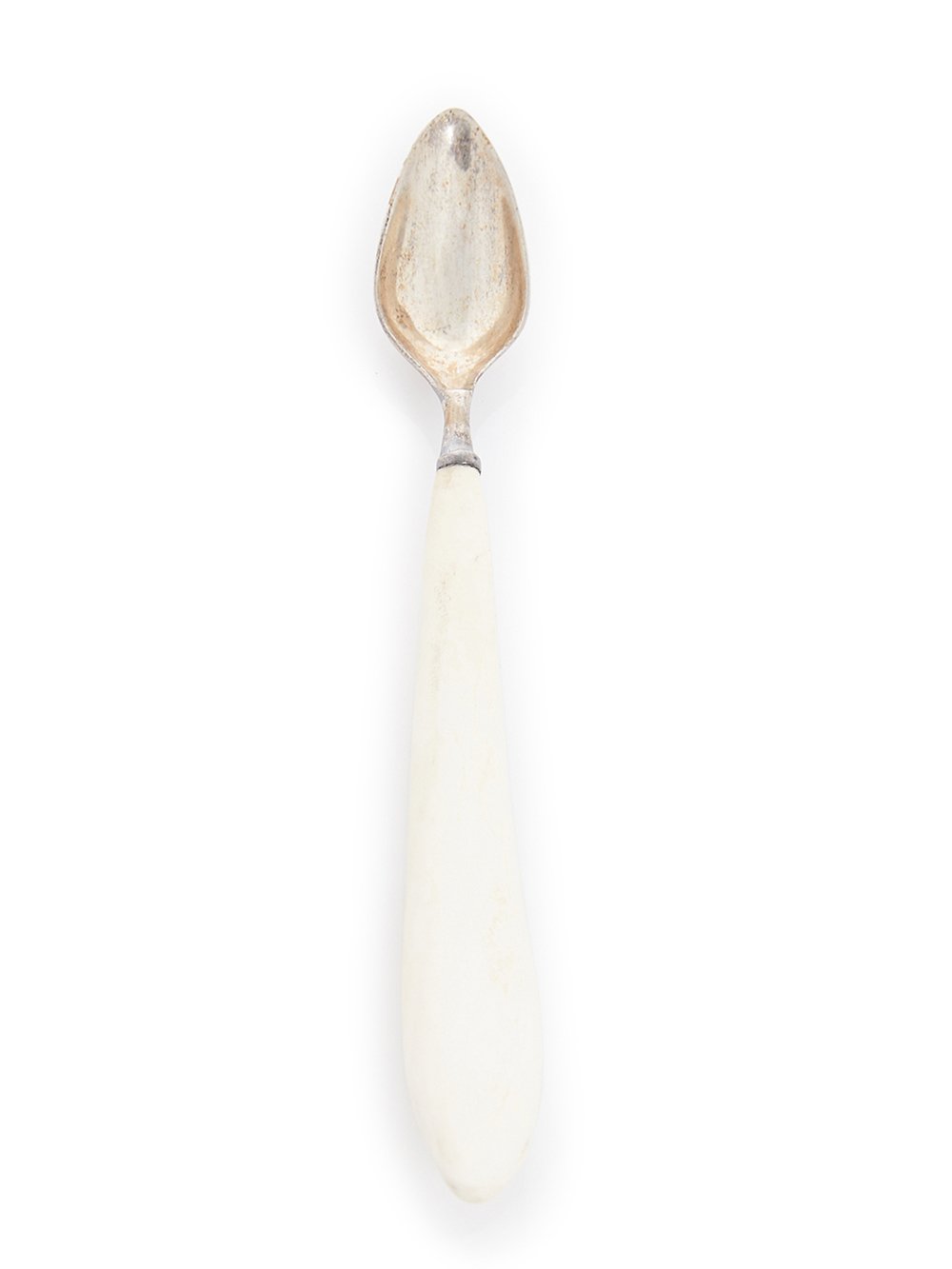 RICK OWENS DESSERT SPOON FEATURES AN OVAL SHAPE STERLING TOP AND A LONG, NATURAL COLOR BONE HANDLE. RICK OWENS DESSERT SPOON FEATURES AN OVAL SHAPE STERLING TOP AND A LONG, NATURAL COLOR BONE HANDLE.