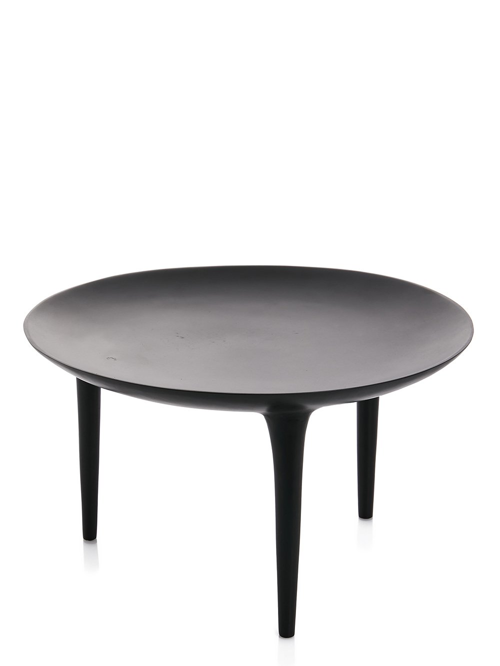 RICK OWENS BRAZIER IN BLACK BRONZE IS A ROUND SHAPED THREE LEGGED TABLE WITH POLISHED SURFACE.