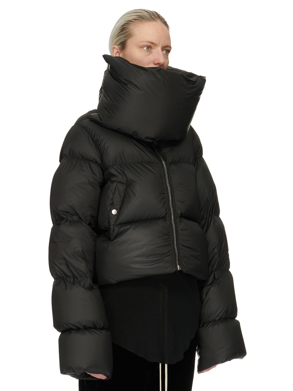 RICK OWENS FW23 LUXOR FUNNEL NECK JKT IN  BLACK RECYCLED NYLON